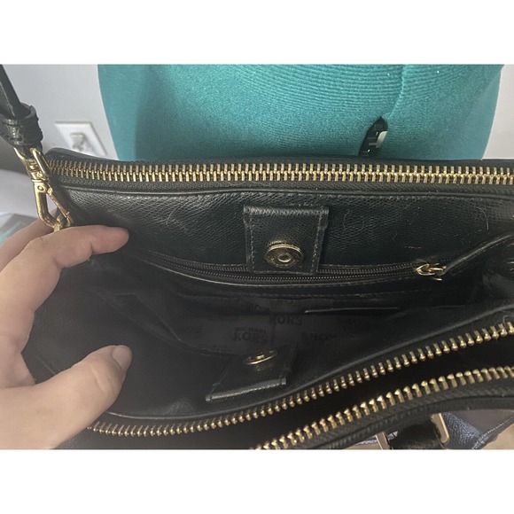 MICHAEL KORS Reese Black Leather Satchel Double Zip Adjust Strap Purse Handbag - Picture 4 of 6